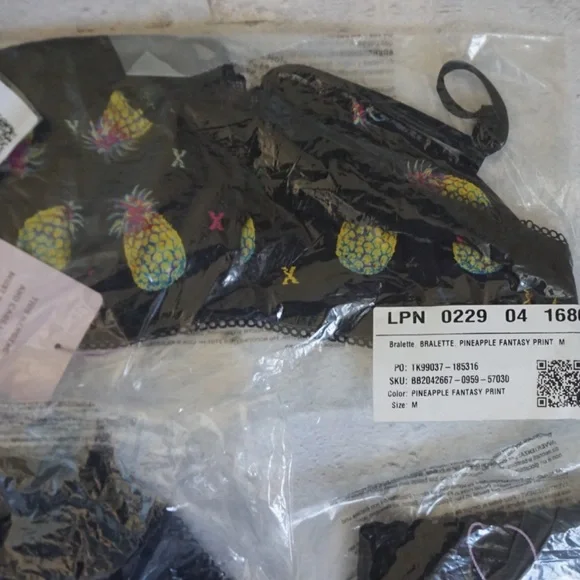 🔥MUST-HAVE!🔥 3 Savage X Fenty Bralettes (M) + 🆓 Bonus Cheeky Panty (M) | NWT - Picture 10 of 11